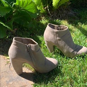 Grey chunky heeled booties size 8.5
